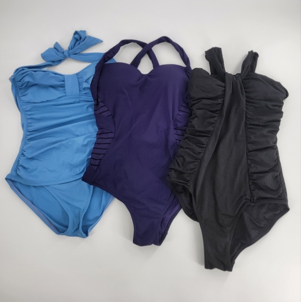 Women’s one piece swimsuit Size‎ 6 BUNDLE of 3